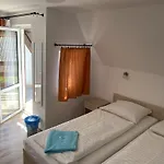 Üdülőközpont Centrum Wypoczynku Odys Tresna